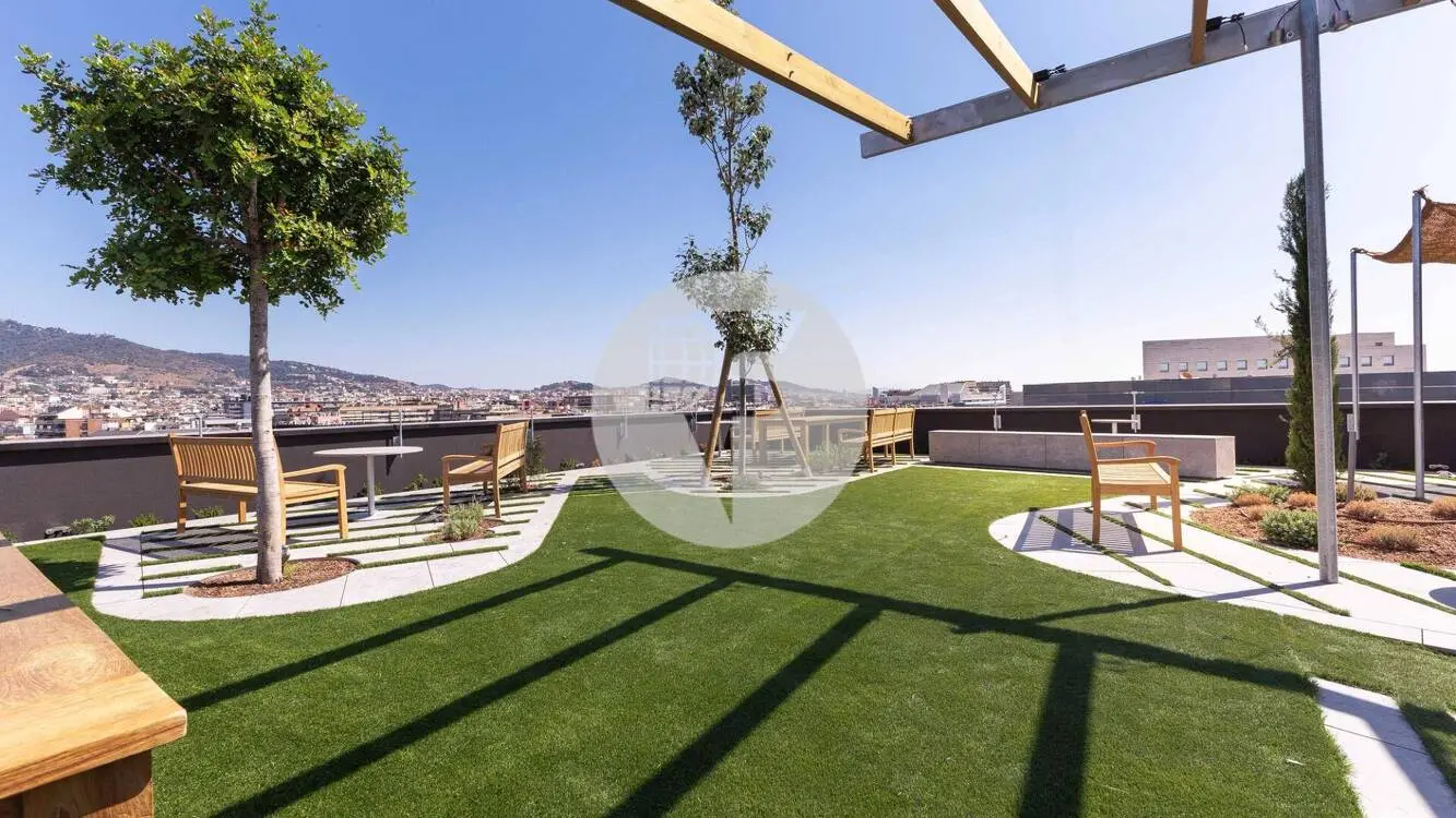 OFICINA REFORMADA DE 221 M² EN ALQUILER EN LA AVENIDA DIAGONAL - imagen 7