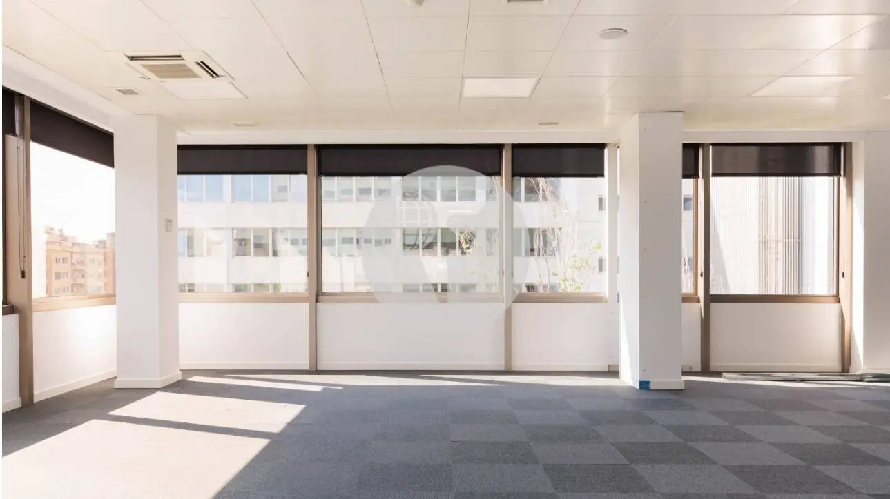 OFICINA REFORMADA DE 221 M² EN ALQUILER EN LA AVENIDA DIAGONAL - imagen 17