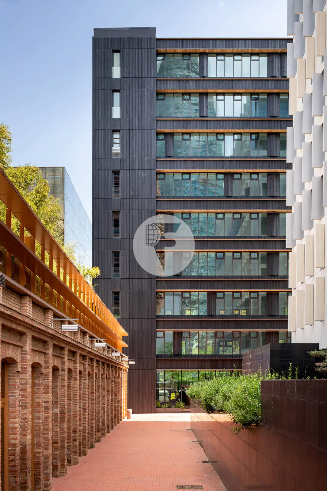 Edificio corporativo con terrazas privativas en el 22@Barcelona. C. Tanger. 18