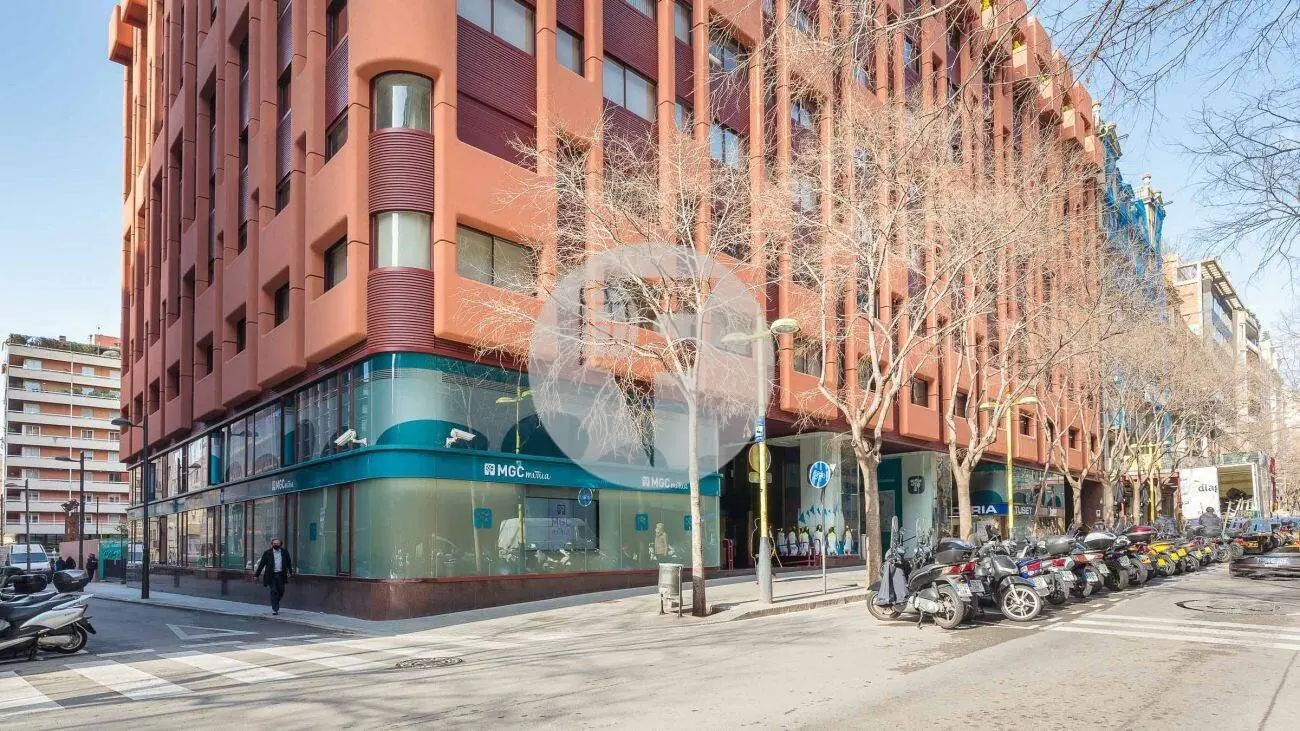 Oficina reformada propera a l'Av. Diagonal. C. Tuset. Barcelona. 9