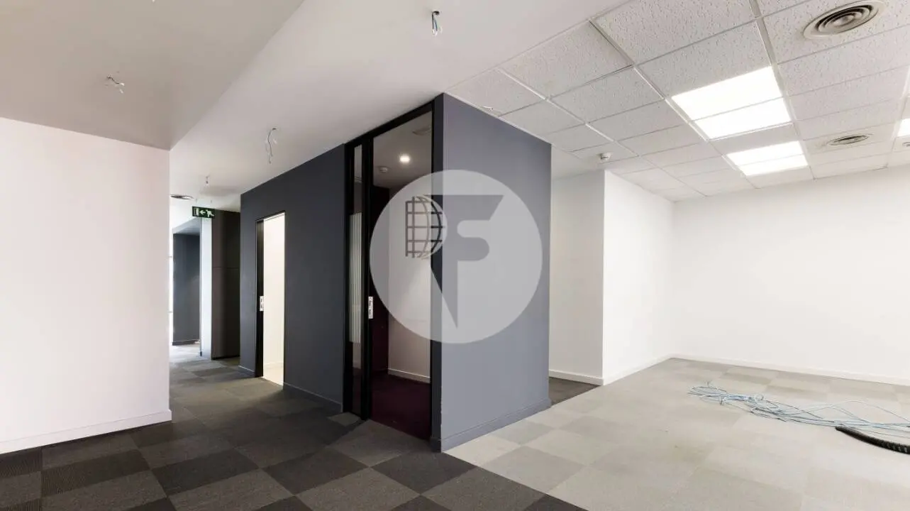 OFICINA EN ALQUILER DE 728 M² EN DIPUTACIÓ, EIXAMPLE, CON LUZ NATURAL Y PARKING EN EL EDIFICIO - imagen 15