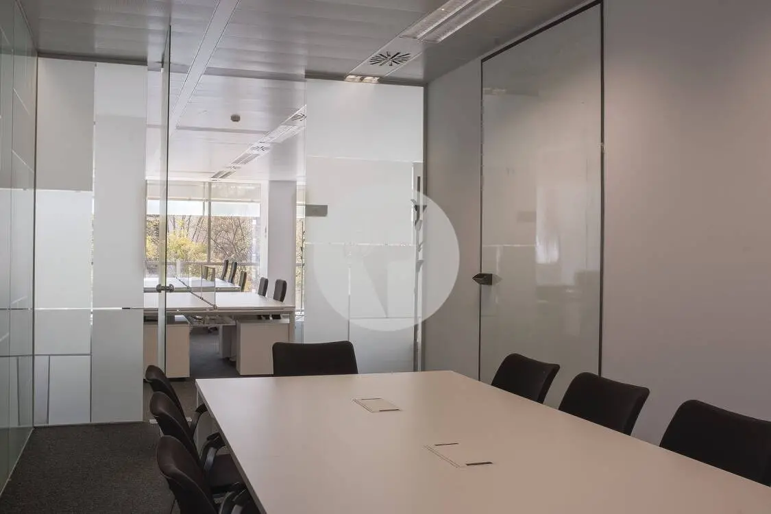ON BUILDING - imagen 15