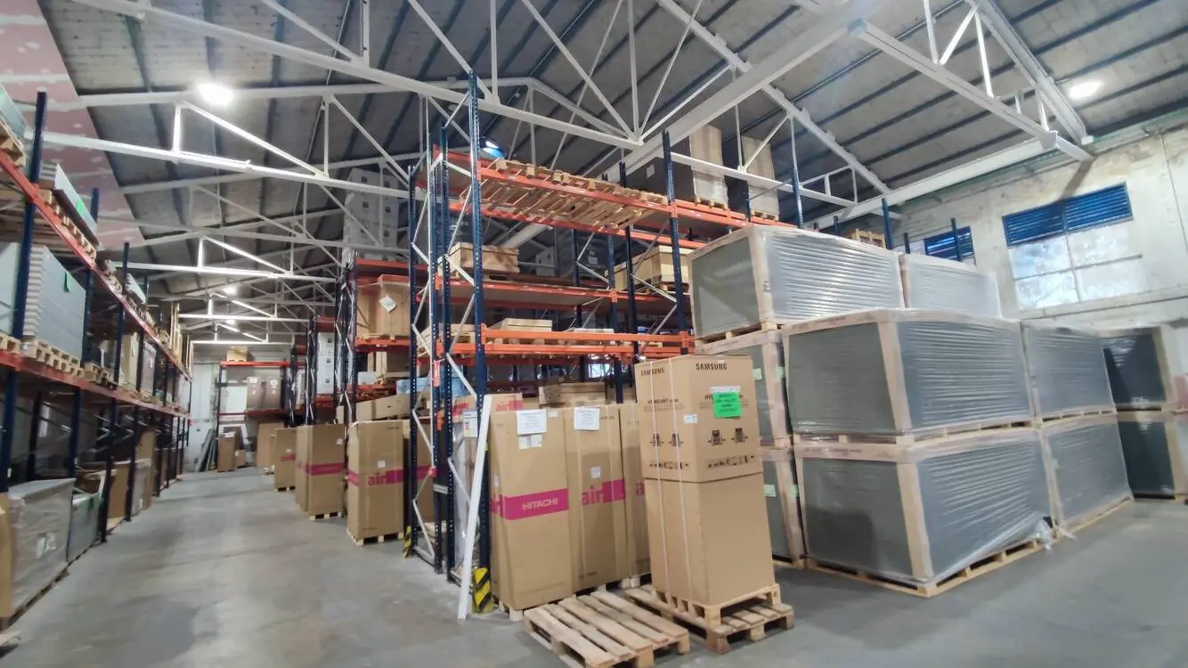 Industrial warehouse for rent of 900 m² - Sabadell, Barcelona. 3