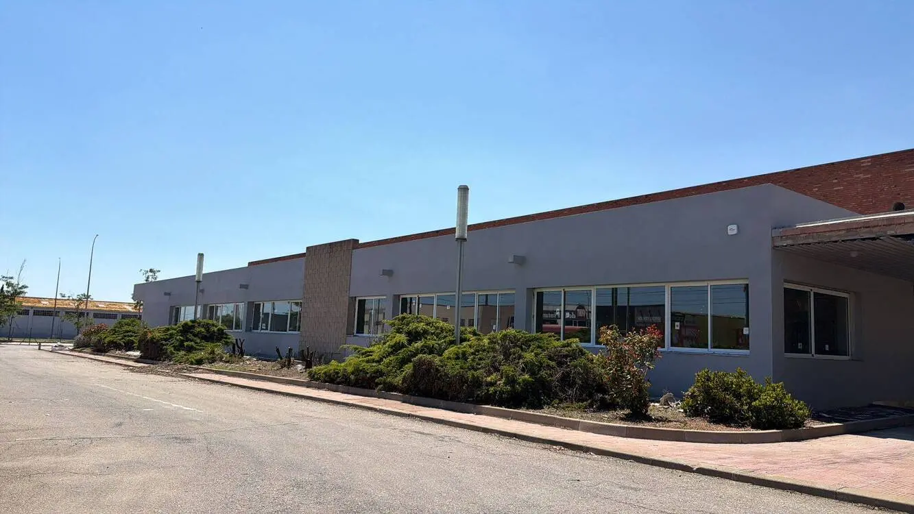 Nave industrial en venta o alquiler de 4.322 m² en Valls (Tarragona)