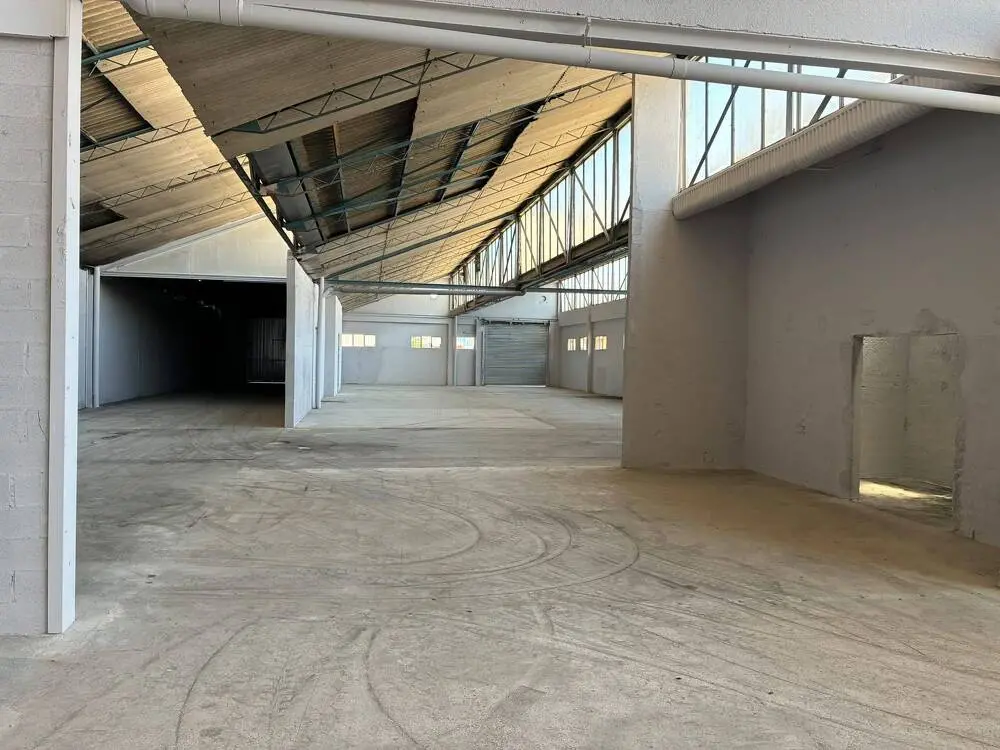 Nave industrial en venta o alquiler de 4.322 m² con solar de 10.265 m² – Valls (Tarragona) - imagen 12