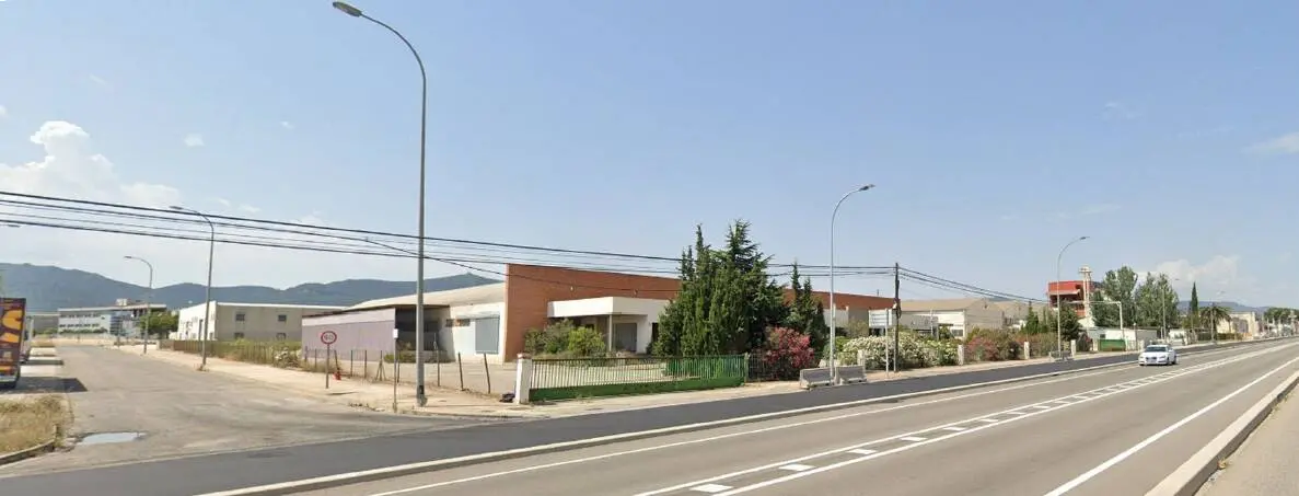 Nave industrial en venta o alquiler de 4.322 m² con solar de 10.265 m² – Valls (Tarragona) - imagen 3