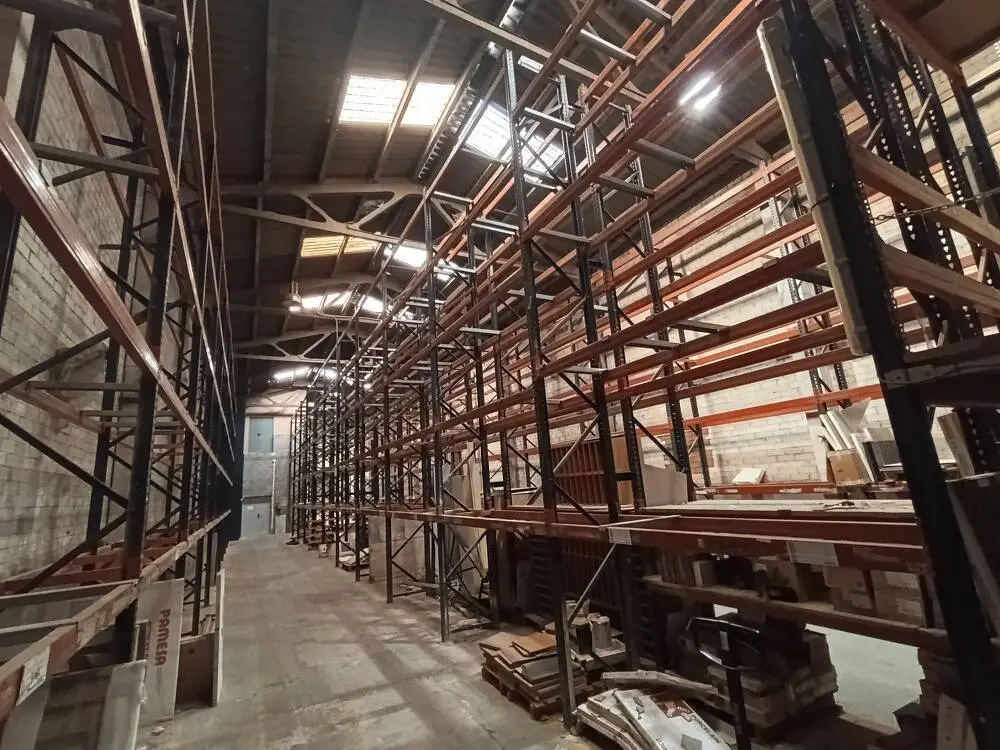 Nave industrial corporativa en venta – 720 m² | Zona Maquinista, Barcelona - imagen 20