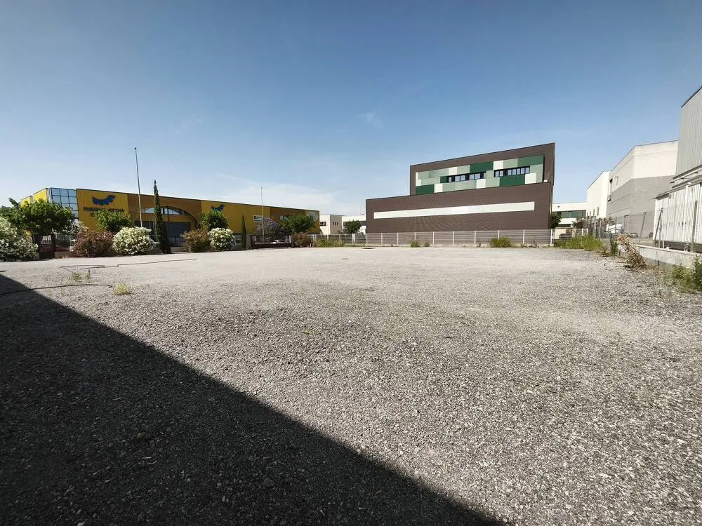 Solar industrial en alquiler de 1.680 m² en Gavà (Barcelona) - imagen 2