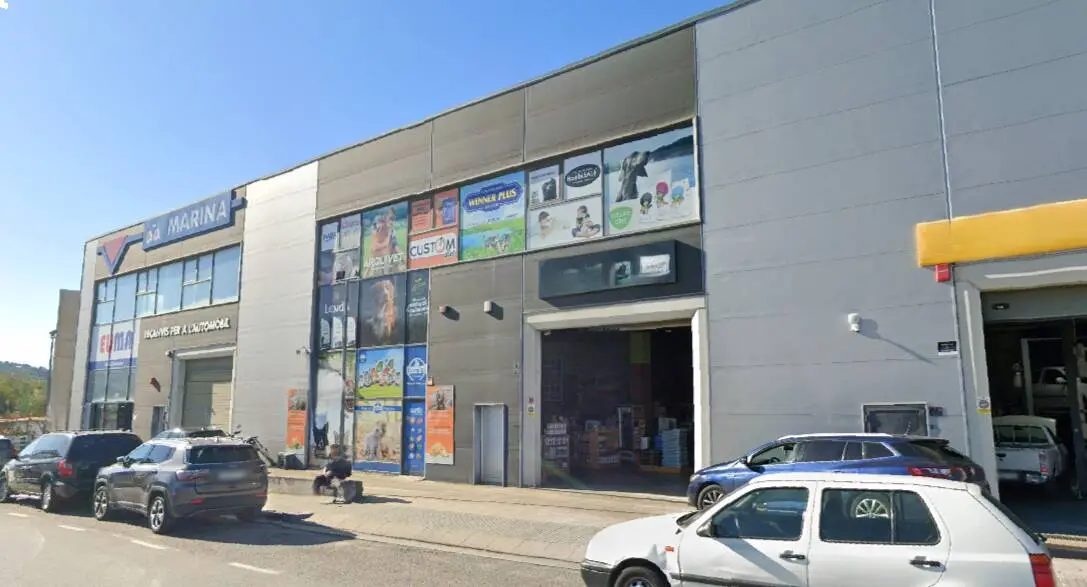 Nave comercial en alquiler de 2.079 m² en Cardedeu (Barcelona)