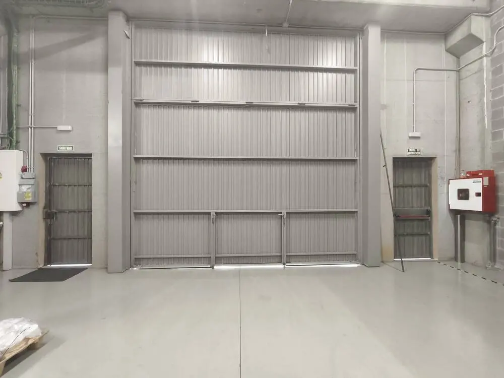 Nave industrial en venta de 460 m² – Montornès del Vallès, Barcelona