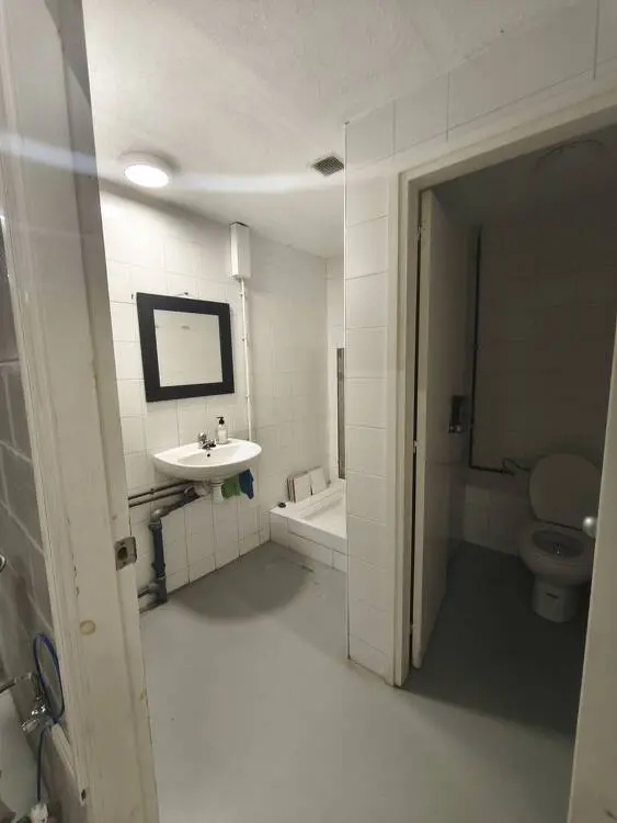 Nave industrial en venta de 460 m² – Montornès del Vallès, Barcelona - imagen 2