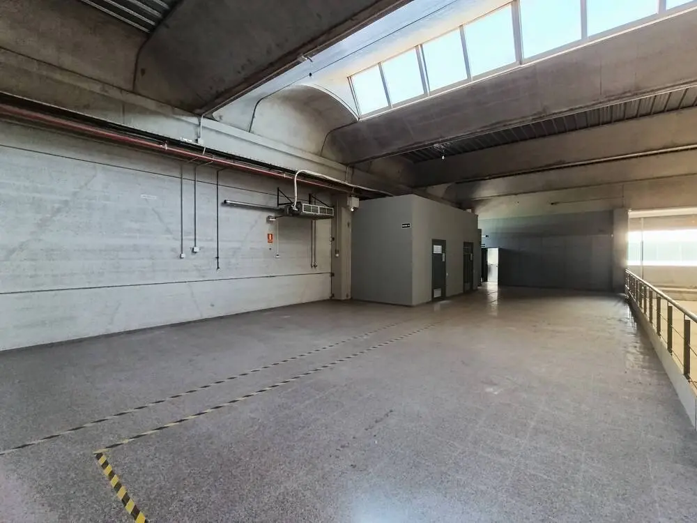 Nave industrial en alquiler de 770 m² – Badalona, Barcelona - imagen 27