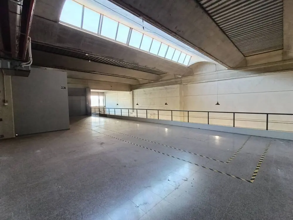Nave industrial en alquiler de 770 m² – Badalona, Barcelona - imagen 29