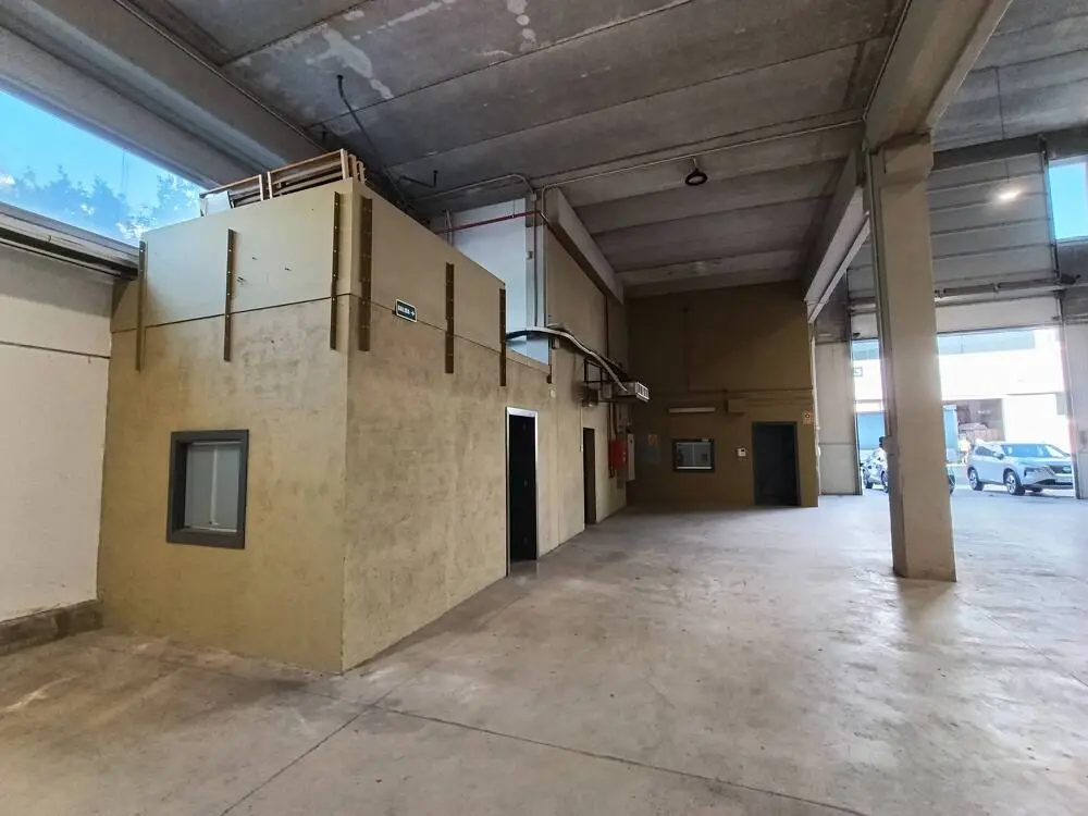 Nave industrial en alquiler de 770 m² – Badalona, Barcelona - imagen 10