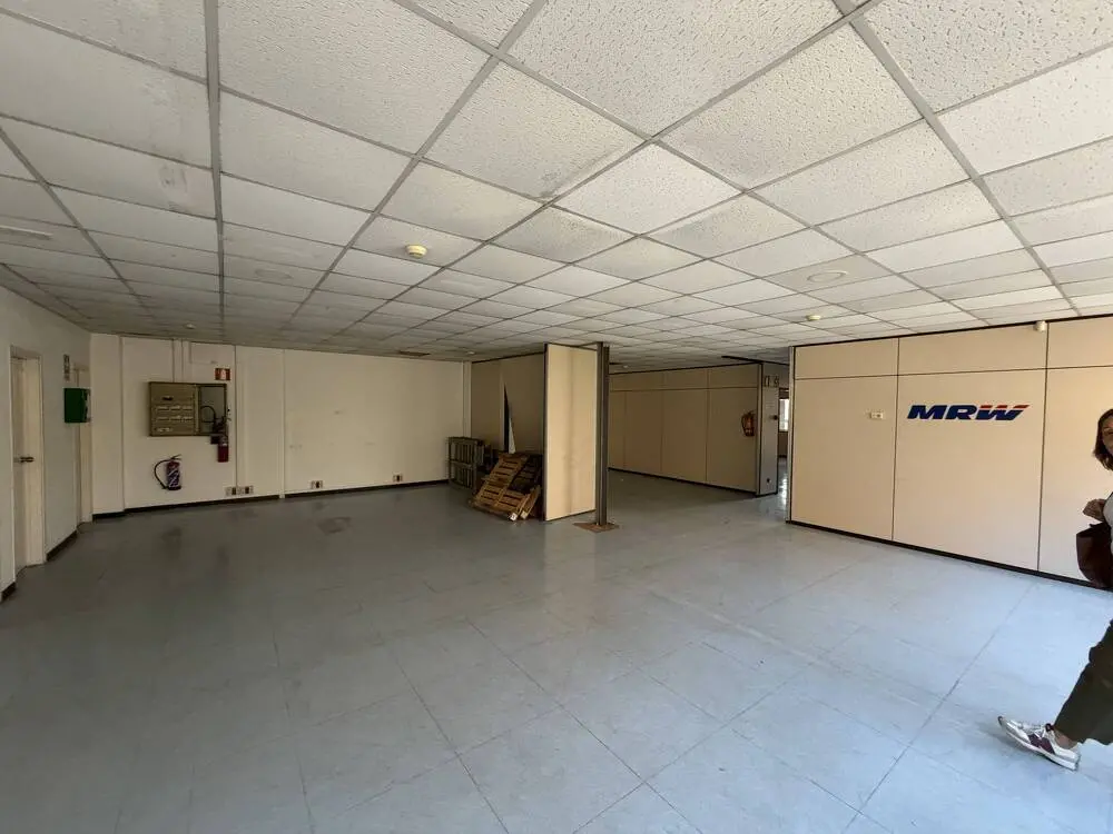 Nave industrial en alquiler de 819 m² – Poblenou, Barcelona - imagen 7