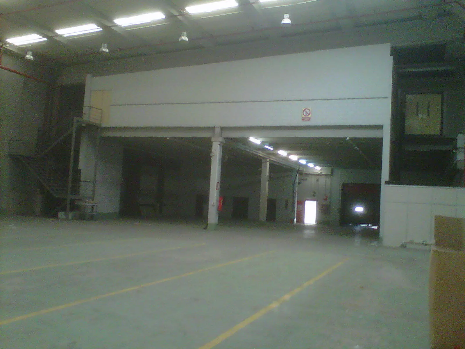 Nave industrial-logística de 2.644 m² en alquiler – Gavà, Barcelona. - imagen 3