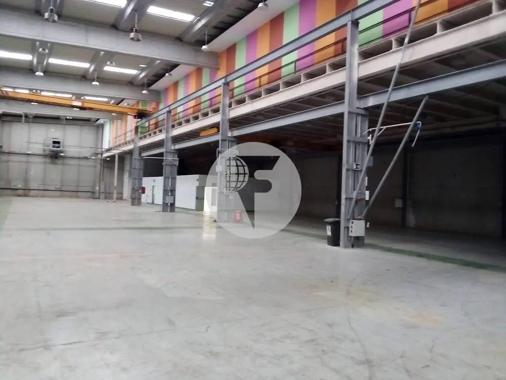 Nave industrial en alquiler de 3.235 m² – Gavà, Barcelona