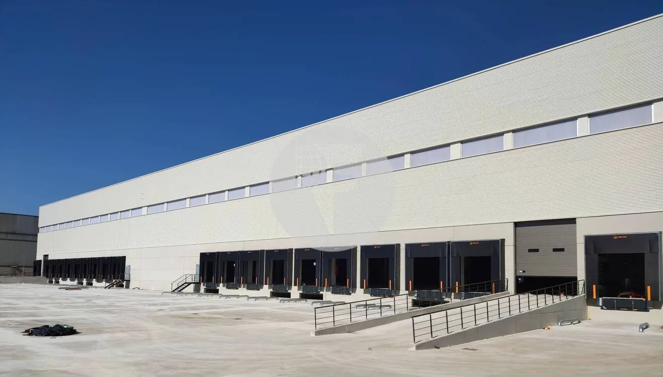 Nave logística en alquiler de 57.142 m² - San Fernando de Henares, Madrid. 