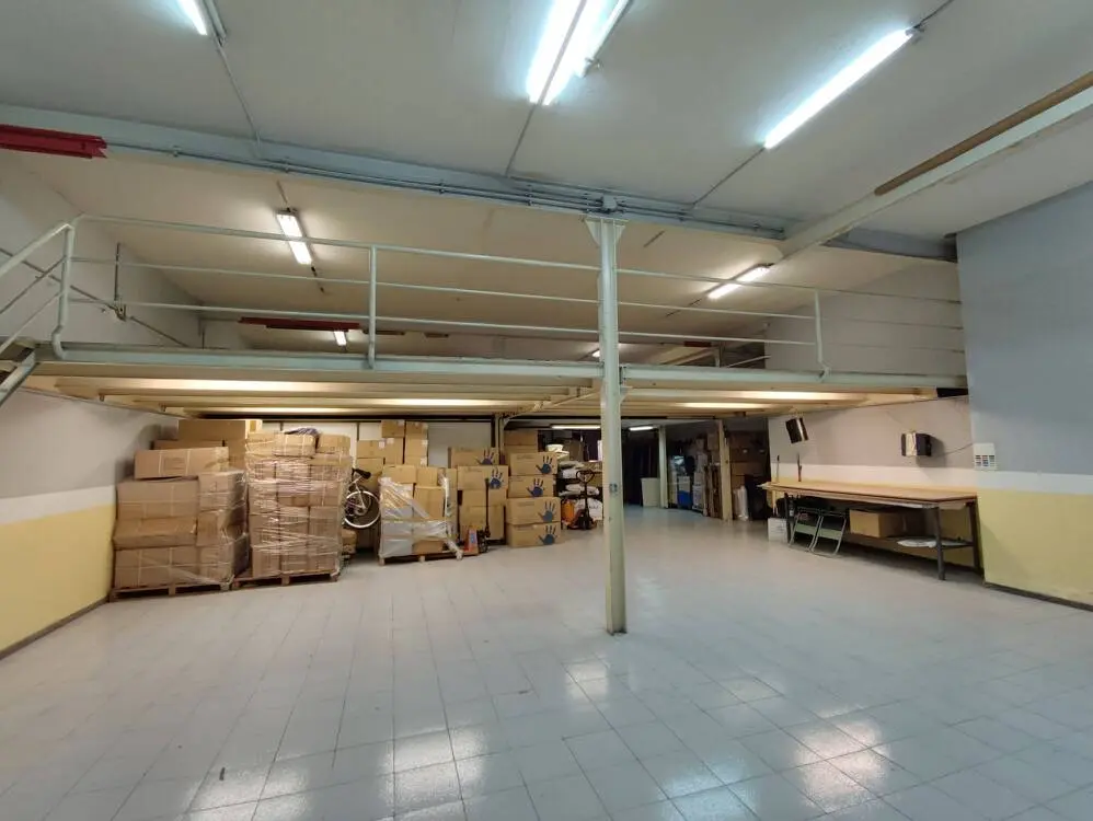 Nau industrial en venda de 430 m² - Rubi, Barcelona 6
