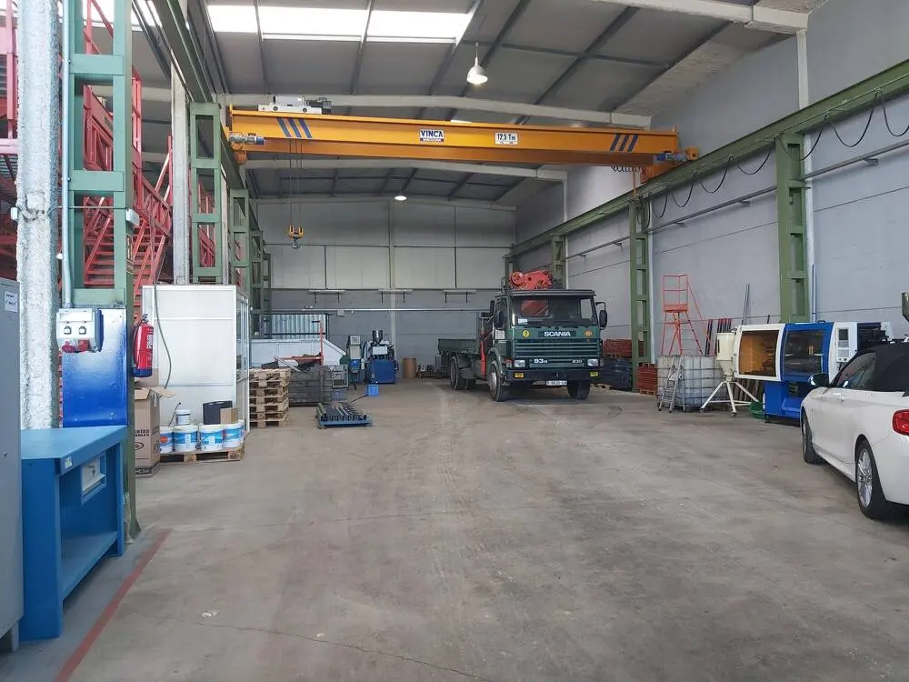 Nave industrial en alquiler de 1.260 m² – Sant Vicenç dels Horts, Barcelona. - imagen 2