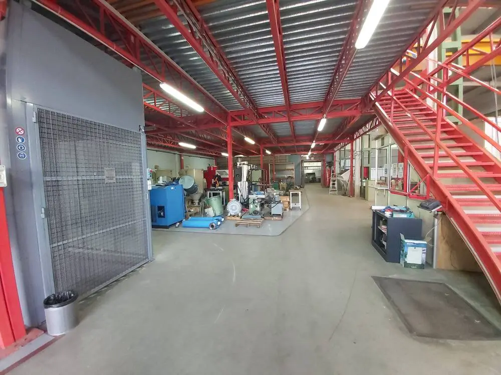 Nave industrial en alquiler de 1.260 m² – Sant Vicenç dels Horts, Barcelona. - imagen 6
