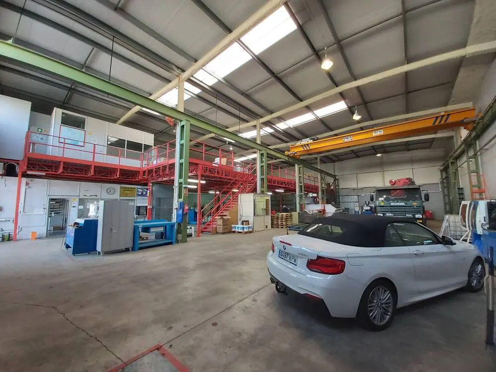 Nave industrial en alquiler de 1.260 m² – Sant Vicenç dels Horts, Barcelona. - imagen 3