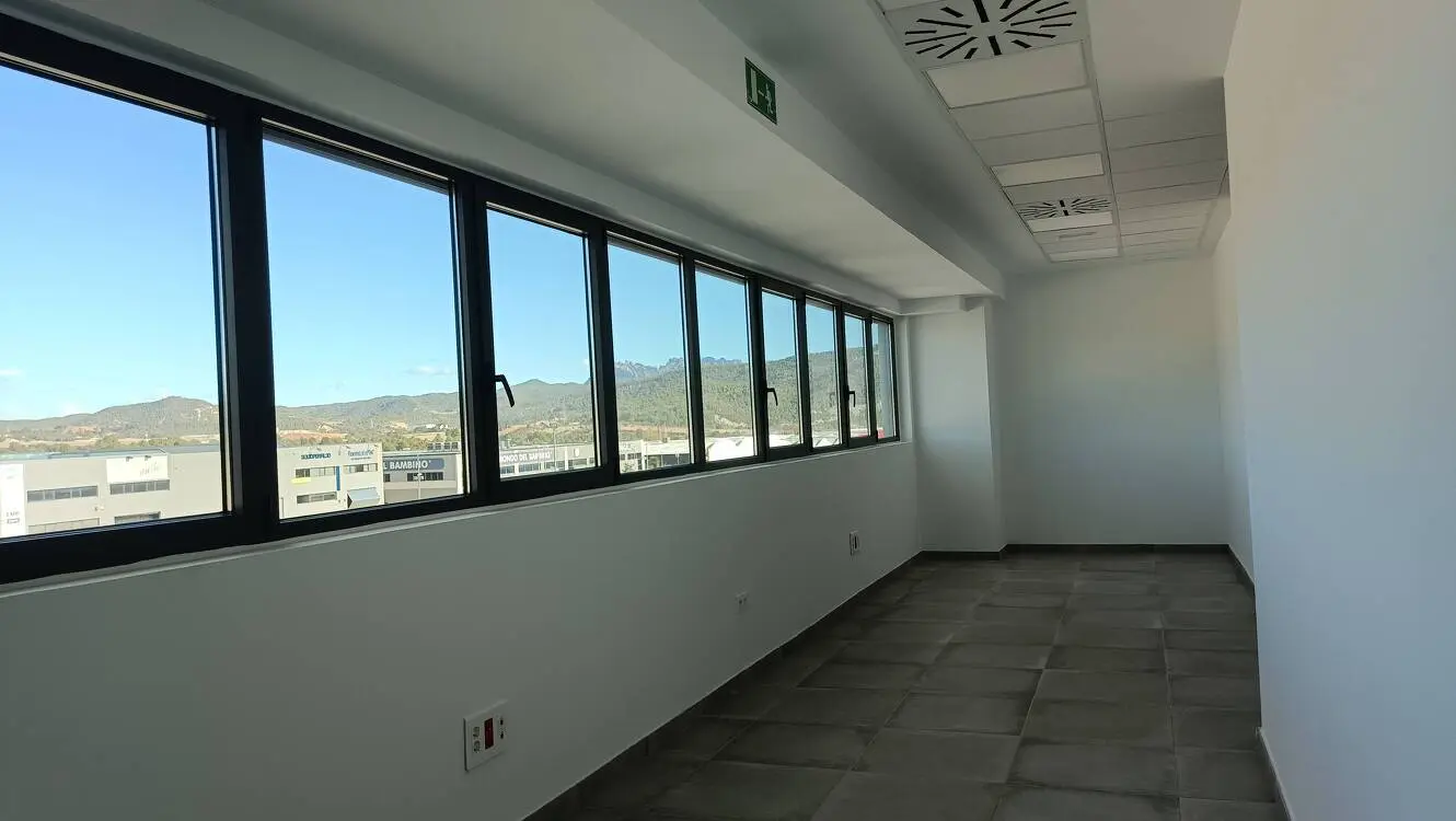 Logistics warehouse for rent of 11,123 m² - Odena, Barcelona 6