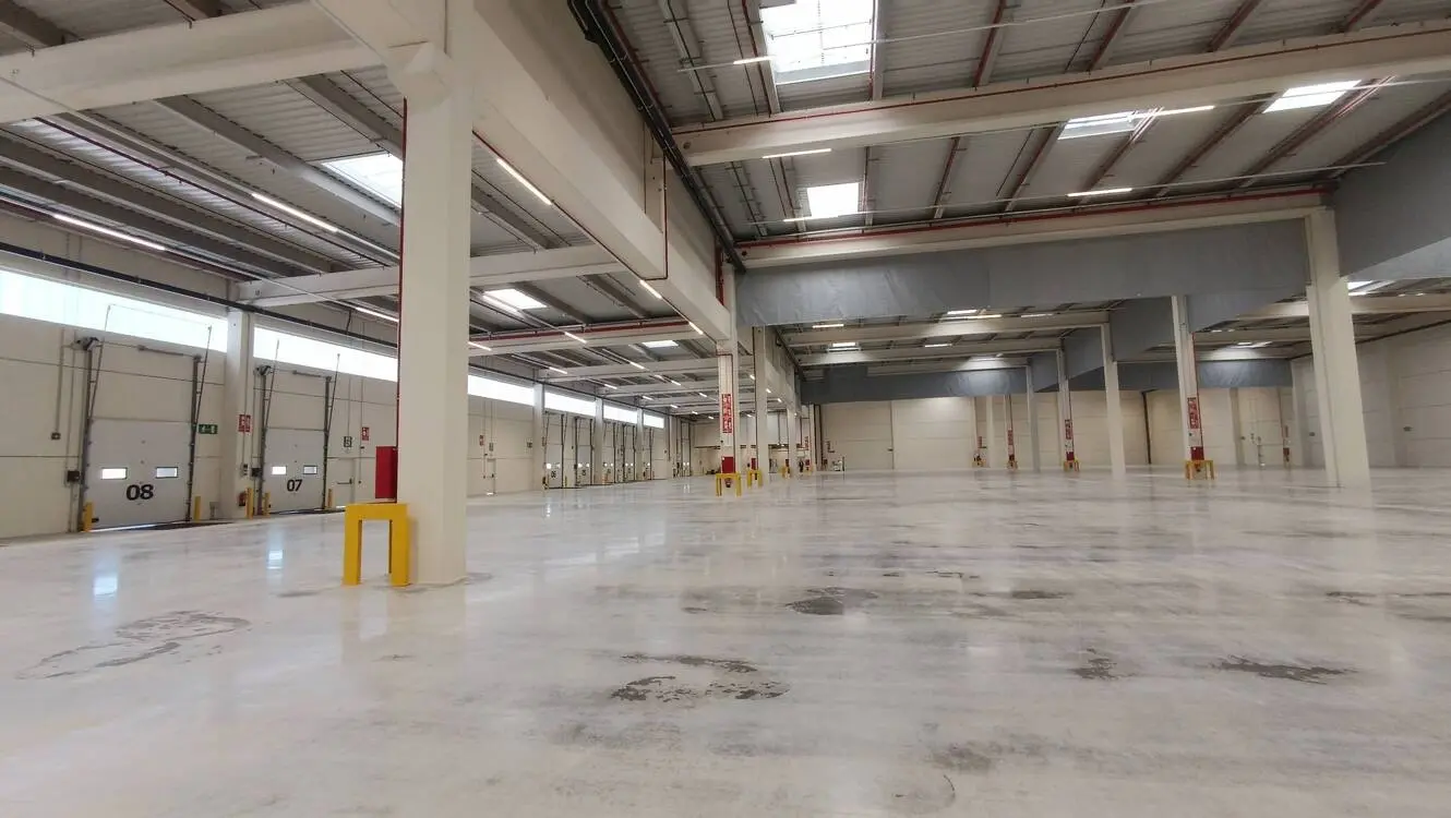 Logistics warehouse for rent of 11,123 m² - Odena, Barcelona 2
