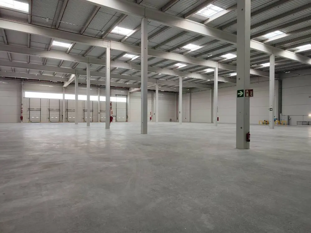 Logistics warehouse for rent of 5,870 m² - Sabadell, Barcelona. 5