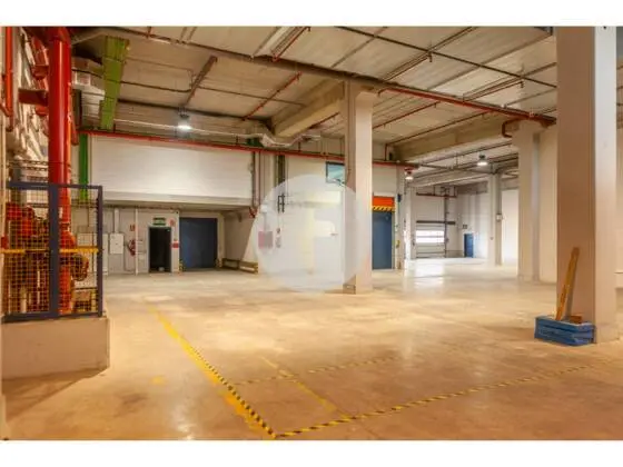 Logistics building for rent of 15,240 m² - Zona Franca, Barcelona. 35