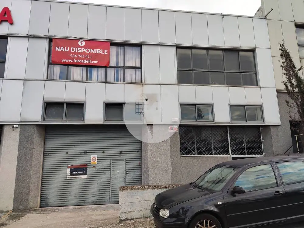 Nau industrial en venda de 3.338 m² - Sant Boi de Llobregat, Barcelona. 