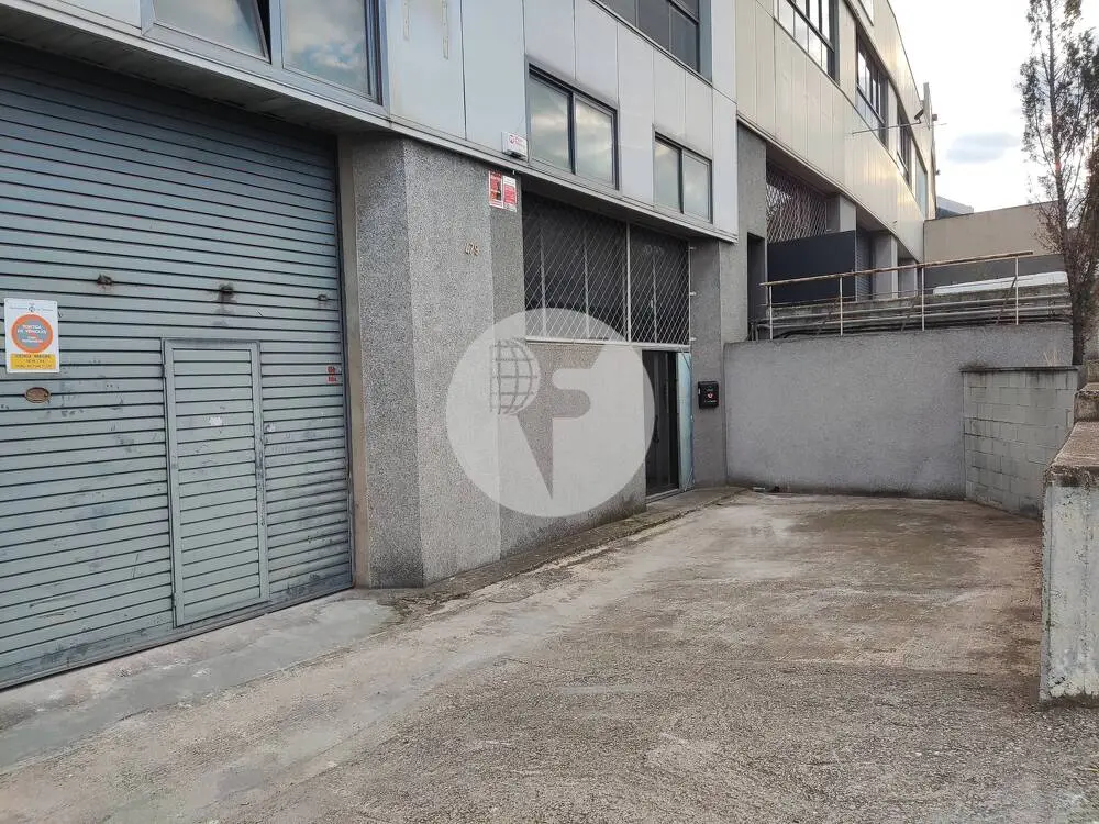 Nau industrial en venda o lloguer d'1.225 m² - Terrassa, Barcelona 15