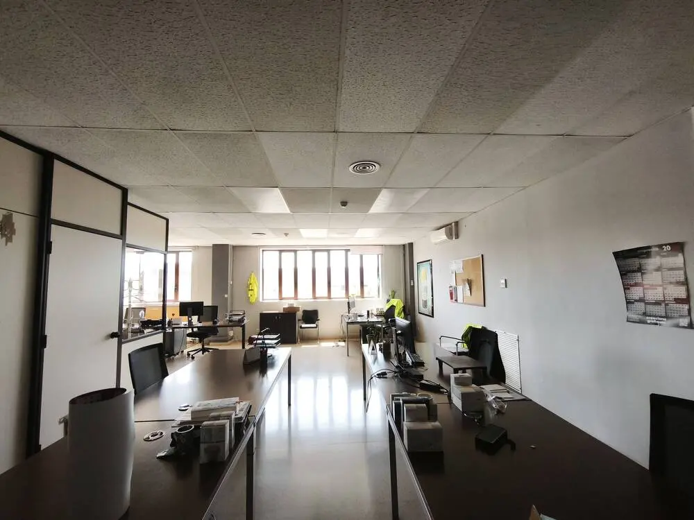 Nave logística en alquiler de 2.268 m² – Hospitalet de Llobregat, Barcelona - imagen 9