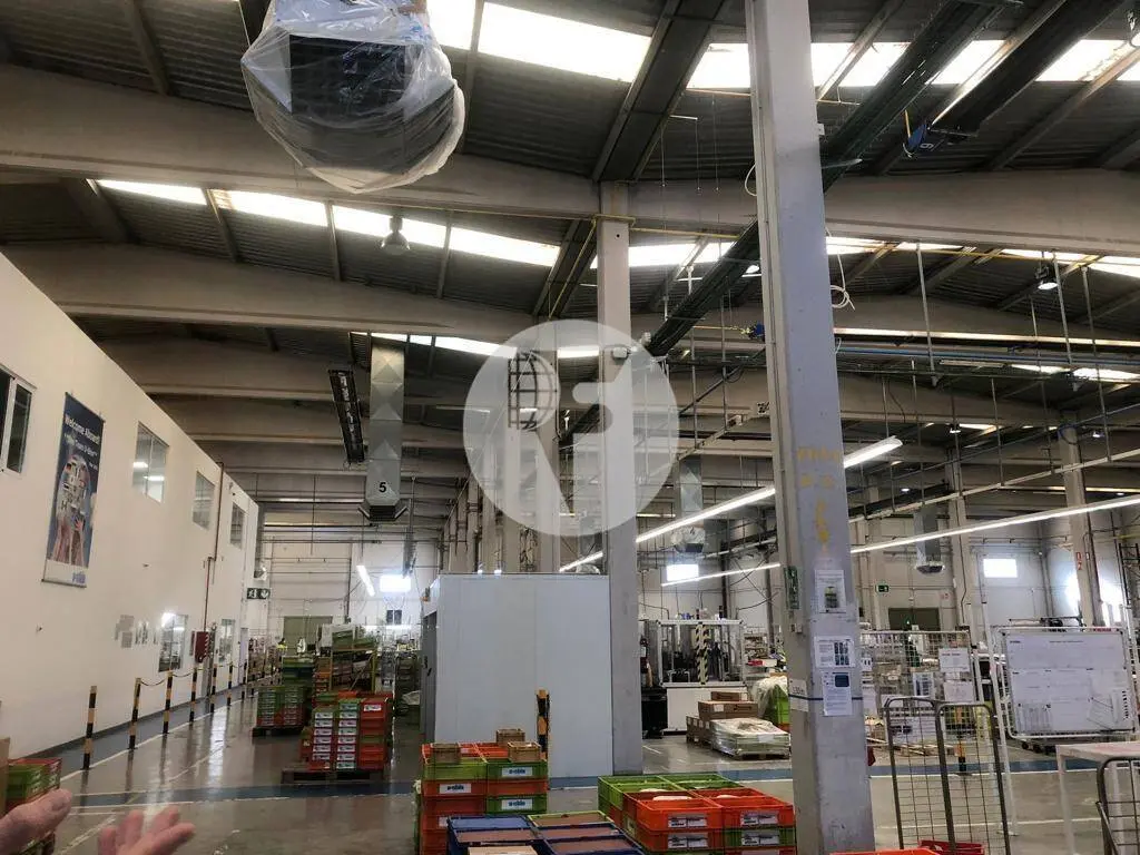Nave industrial en alquiler de 3.650 m² en Abrera (Barcelona) - imagen 2