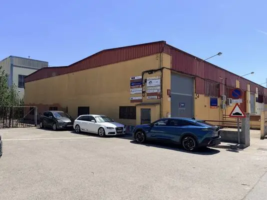 Nave industrial en alquiler y venta de 500 m² - Barberà del Vallès, Barcelona