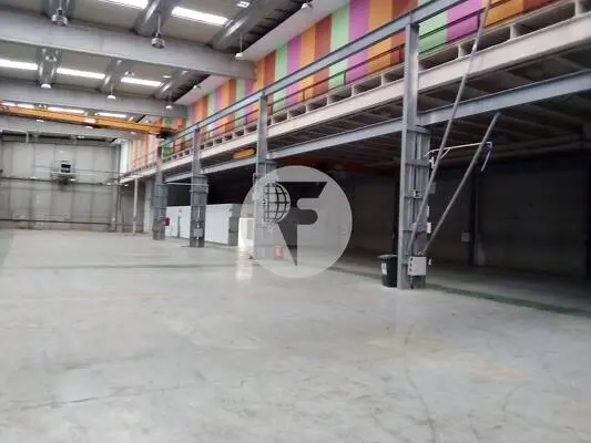 Nave industrial en alquiler de 3.235 m² - Gavà, Barcelona