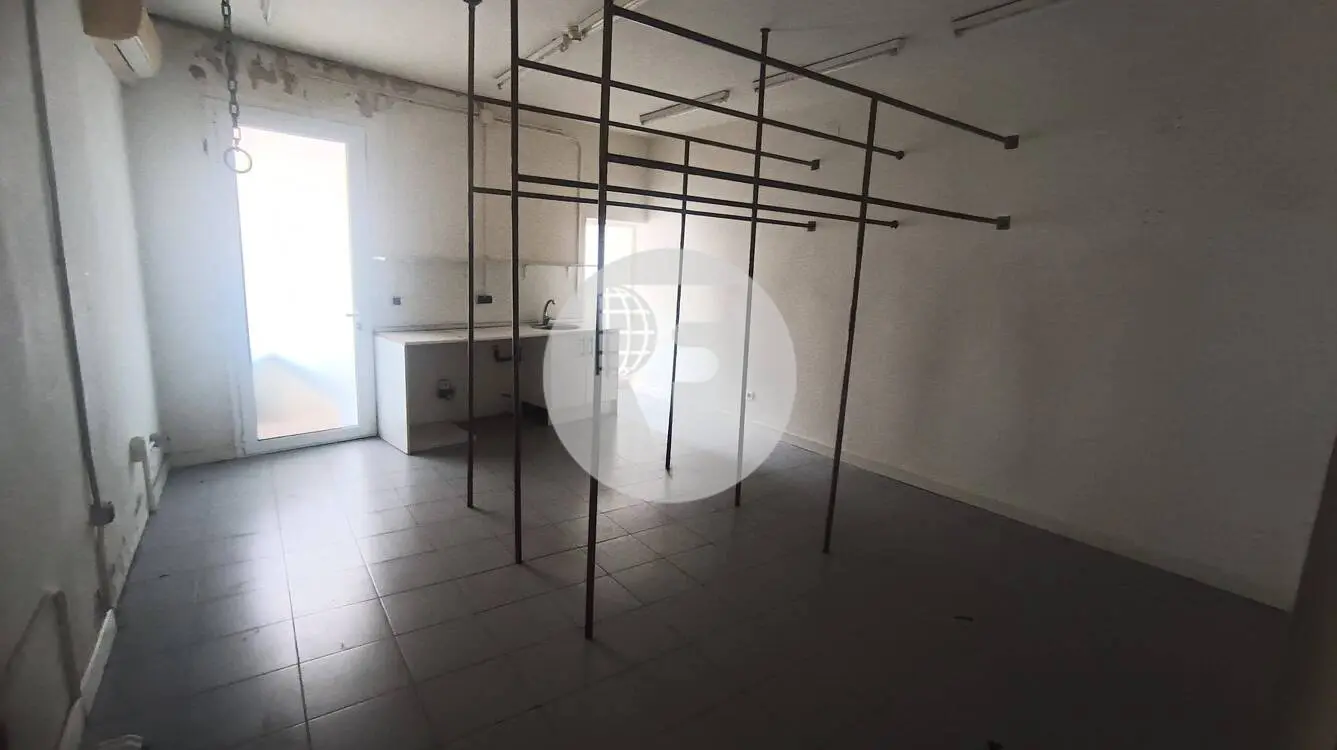Commercial property for rent in Terrassa, Barcelona. IE-223783 7