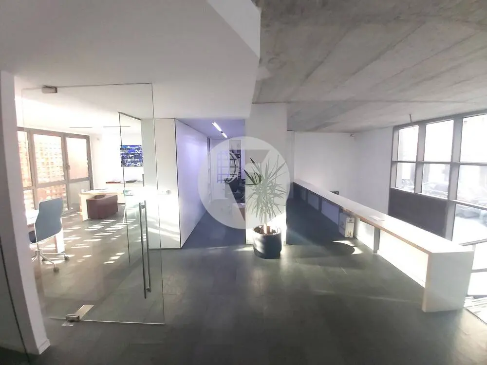 Edificio Comercial de Diseño en Sarrià–Sant Gervasi - imagen 8