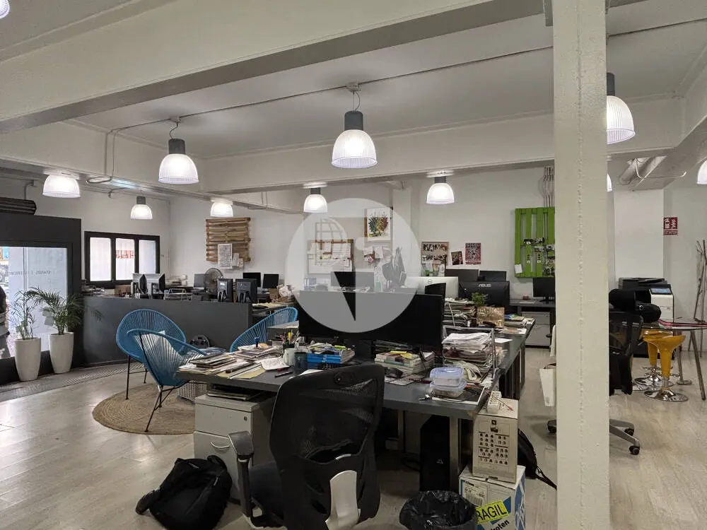 Local comercial de 544 m² con 25 m de fachada en Sant Boi de Llobregat - imagen 8