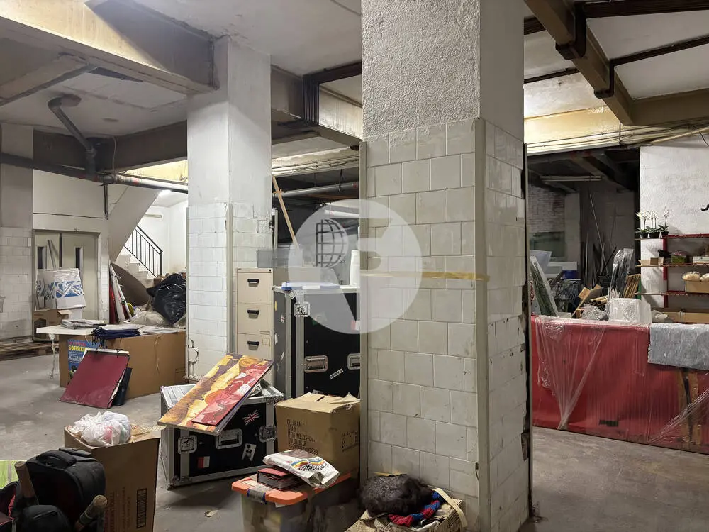 Local comercial de 544 m² con 25 m de fachada en Sant Boi de Llobregat - imagen 16