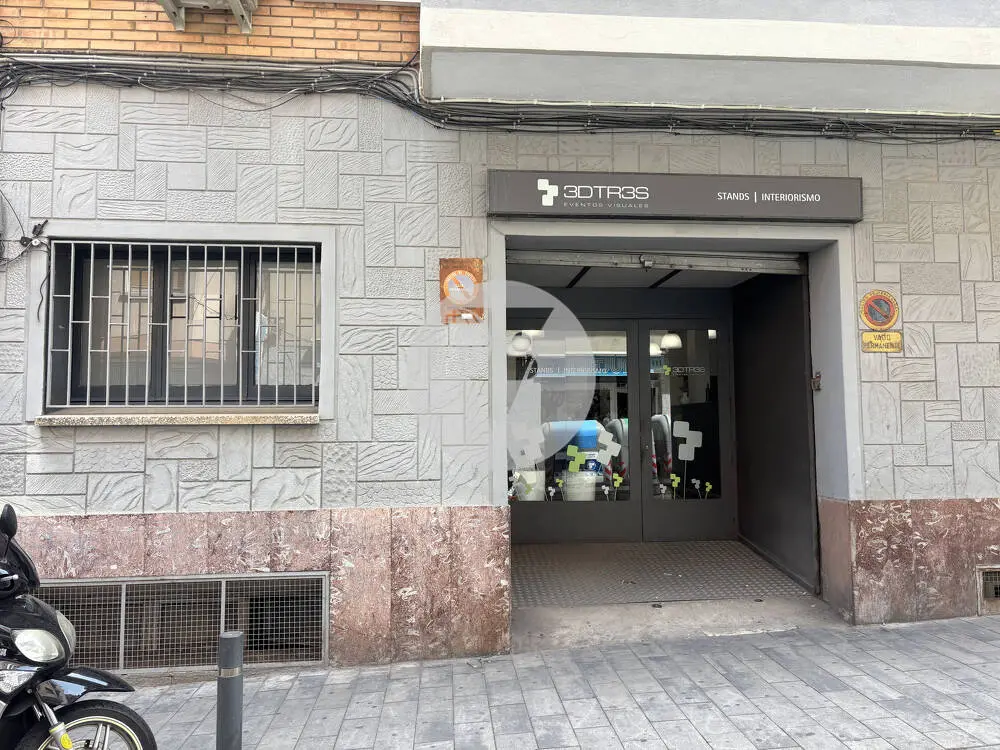 Local comercial de 544 m² con 25 m de fachada en Sant Boi de Llobregat - imagen 7