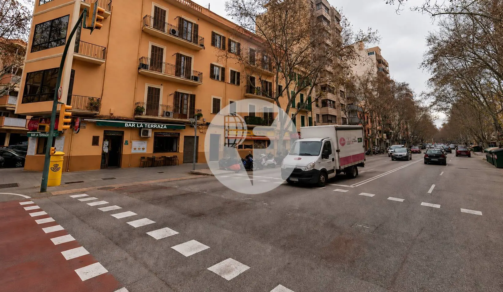 Traspaso de emblemático bar cafetería con terraza en pleno centro de Palma | Famosos llonguets y clientela fidelizada. 31 de Desembre 50 - imagen 10