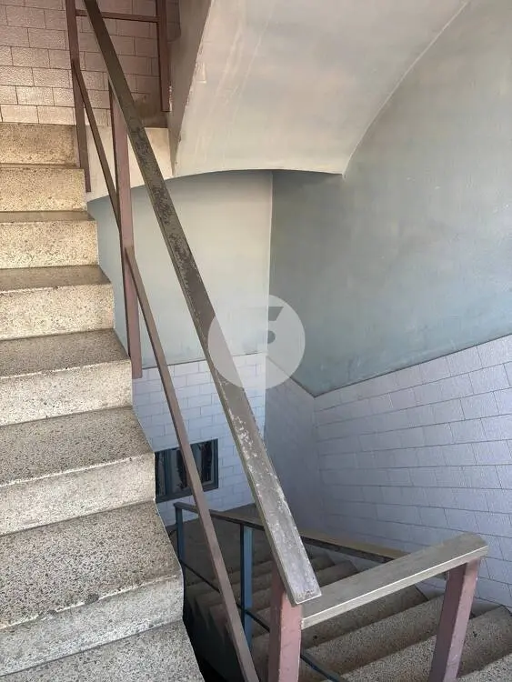 Local comercial en venta con gran superficie y terraza en Esplugues de Llobregat - imagen 6