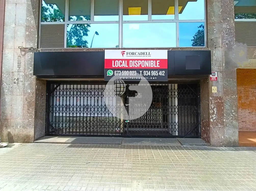 Espectacular local comercial diáfano de 700 m² en el Eixample Izquierdo de Barcelona - imagen 40
