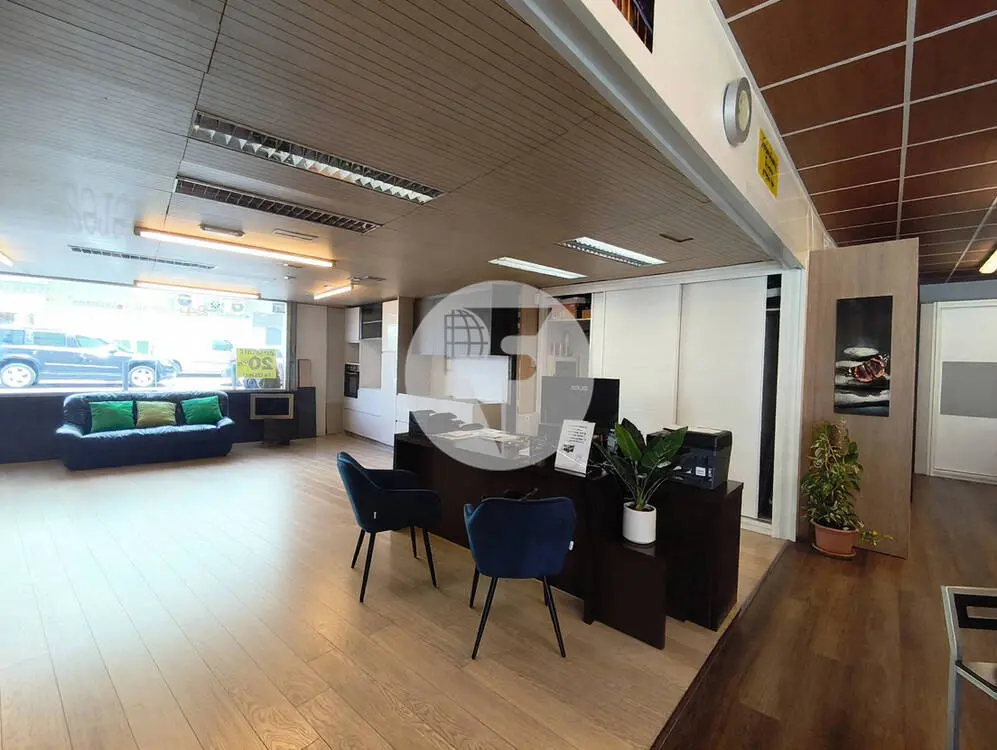 Oportunidad histórica: Local de 500 m² con traspaso y 45 años de trayectoria en Zona Levante, Palma. - imagen 4