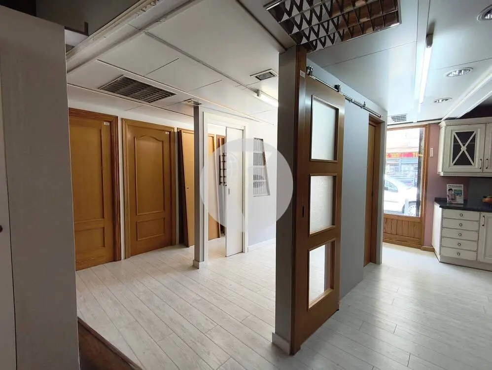 Oportunidad histórica: Local de 500 m² con traspaso y 45 años de trayectoria en Zona Levante, Palma. - imagen 22