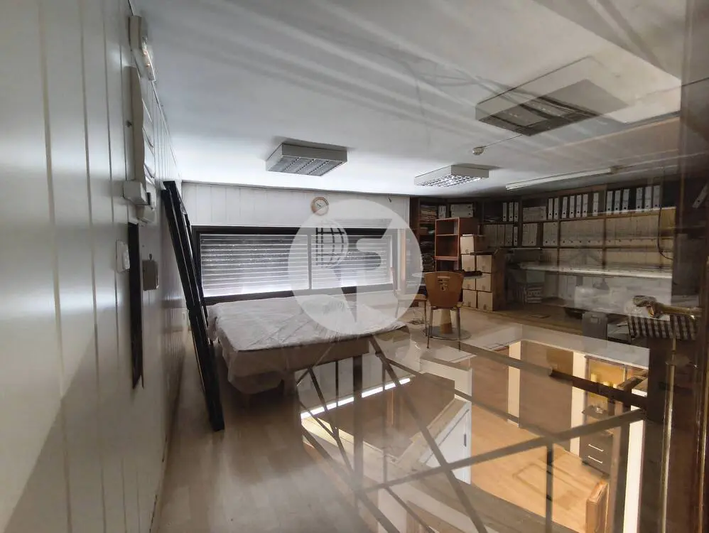 Oportunidad histórica: Local de 500 m² con traspaso y 45 años de trayectoria en Zona Levante, Palma. - imagen 25