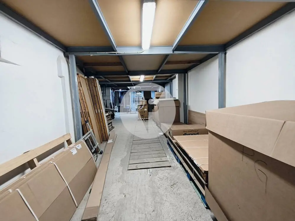 Oportunidad histórica: Local de 500 m² con traspaso y 45 años de trayectoria en Zona Levante, Palma. - imagen 35