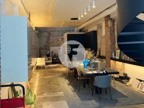 Local comercial en alquiler de 116 m² junto a Plaça d’Espanya – Calle Mèxic, Barcelona - imagen 3