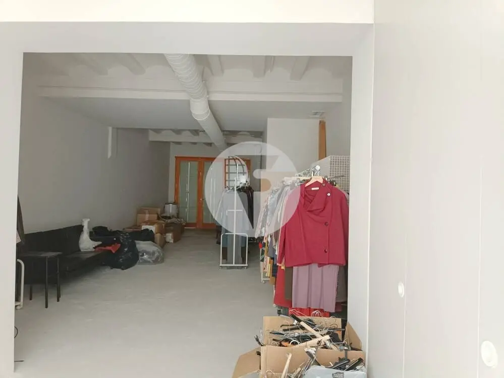 Local comercial de 87 m² en Pere IV, Barcelona, con climatización - imagen 3